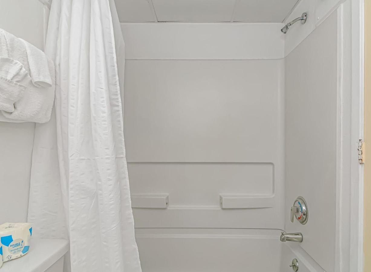 Renovated And Modern! Beautifully Updated Queen Suite! Sea Mist Resort 50410 Perfect For 2-4 Guests! Myrtle Beach Exterior foto